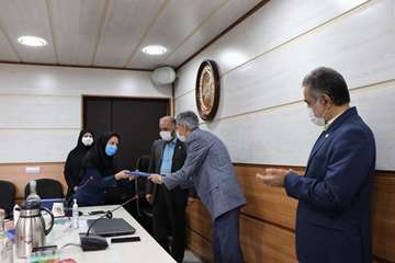 مراسم بزرگداشت روز بهورز با حضور دکتر دانائی رئیس دانشگاه 